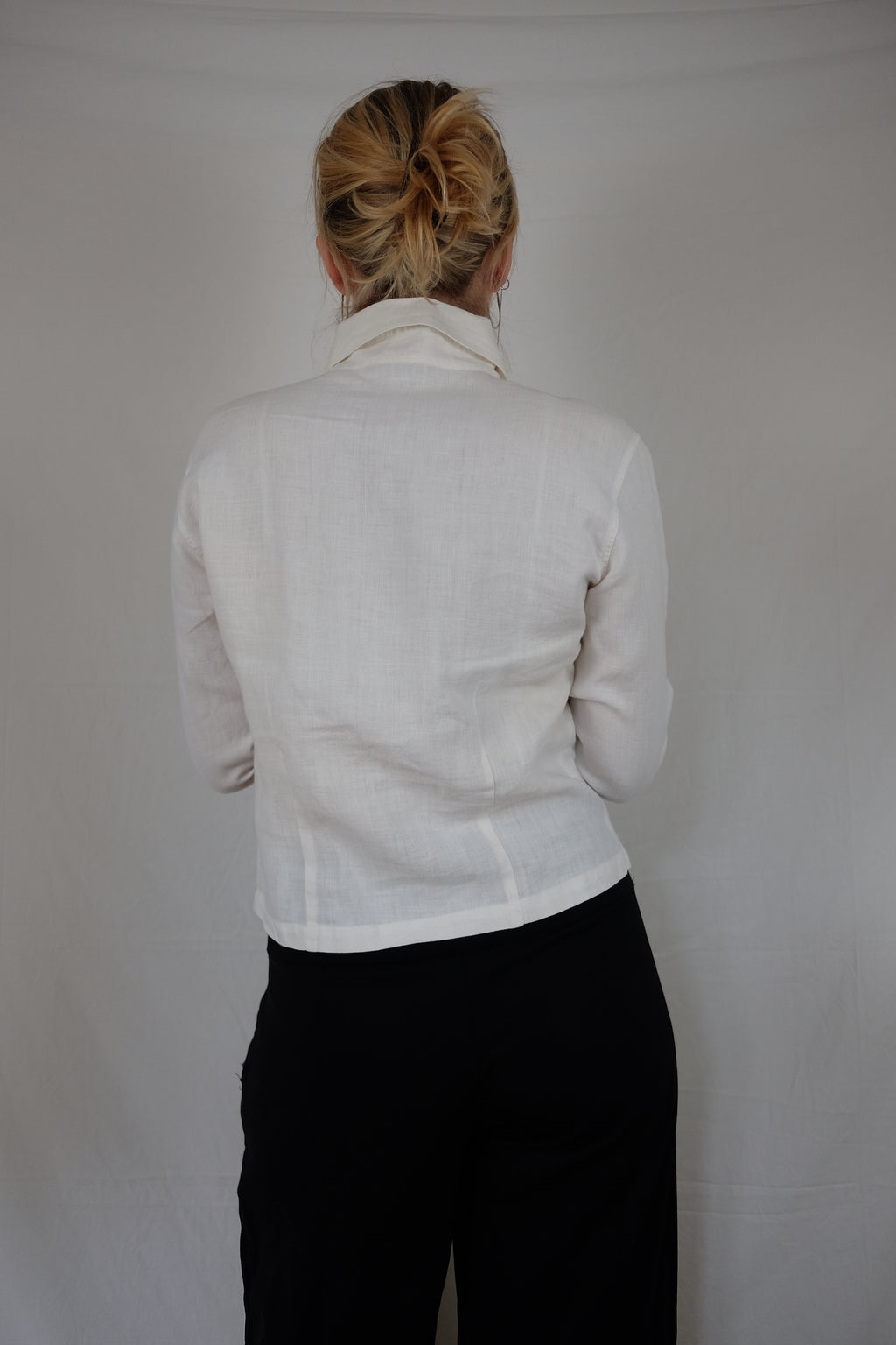 white button-up Olivier Strelli blouse