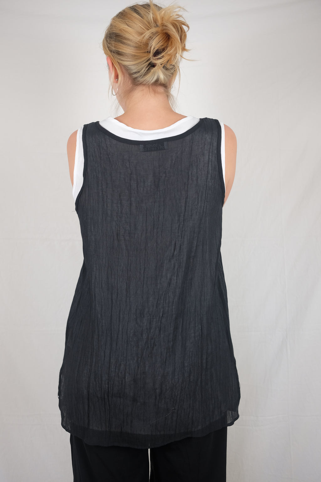 layered Claude Arielle top