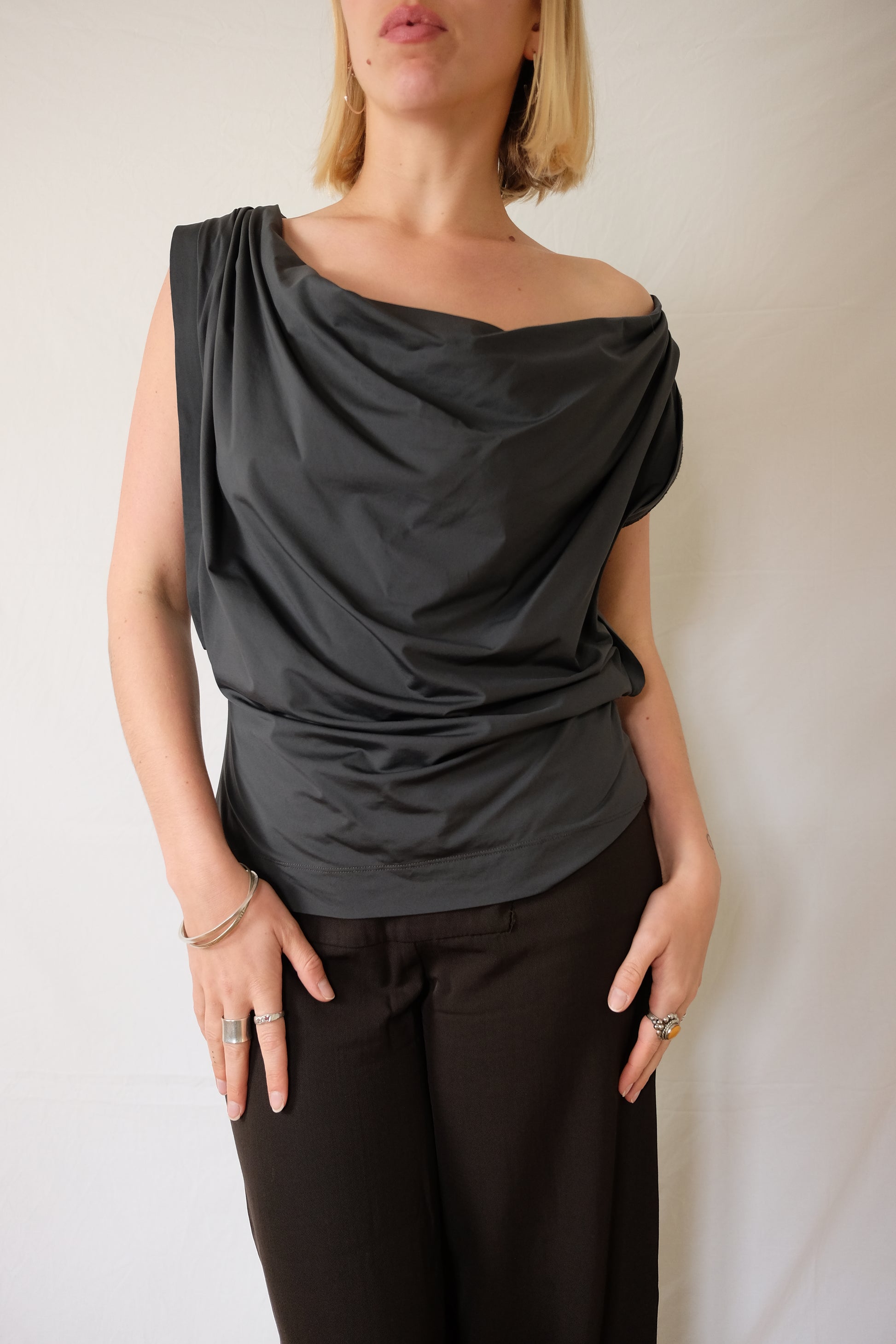 grey Cora Kemperman top