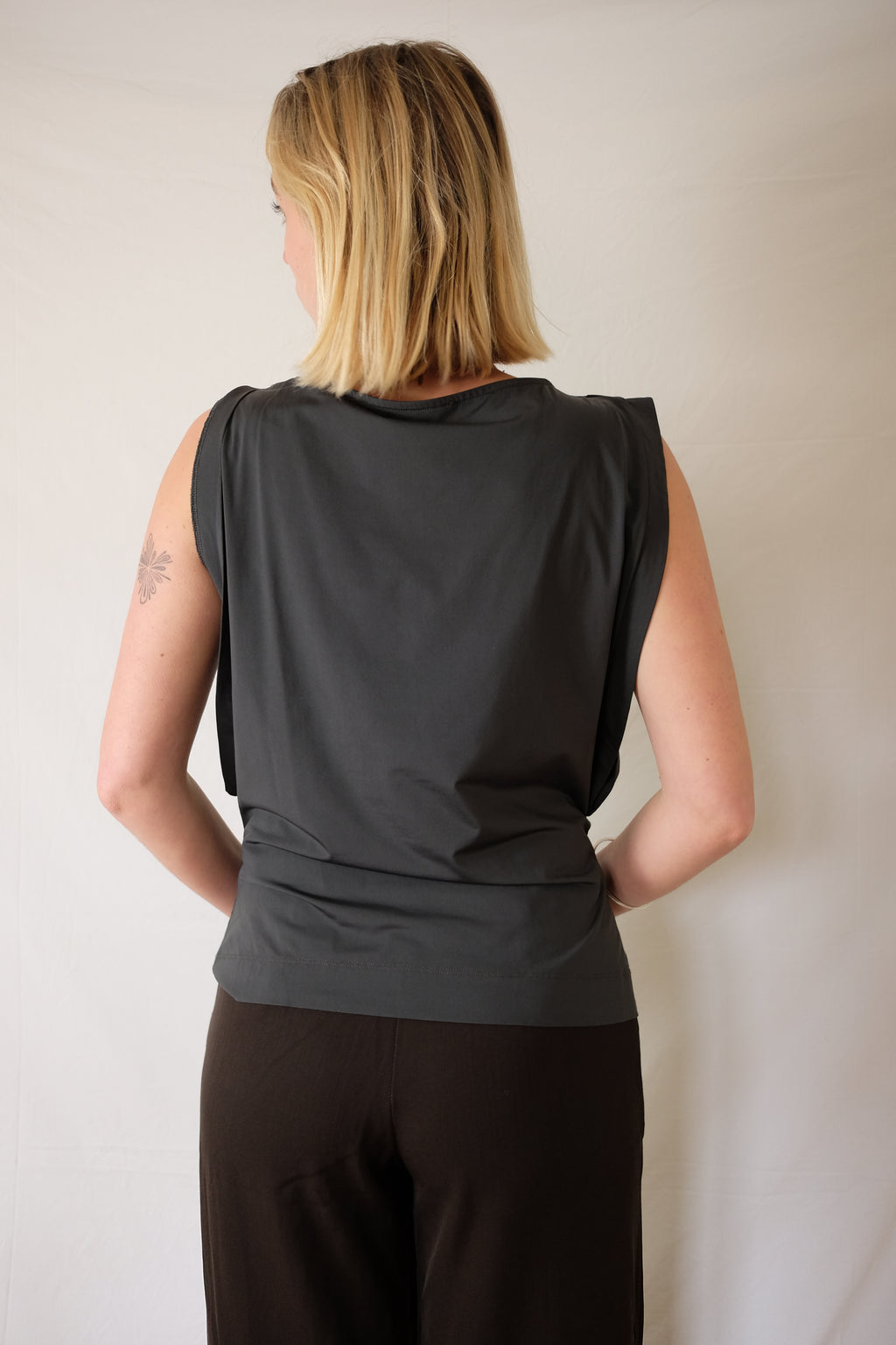 grey Cora Kemperman top