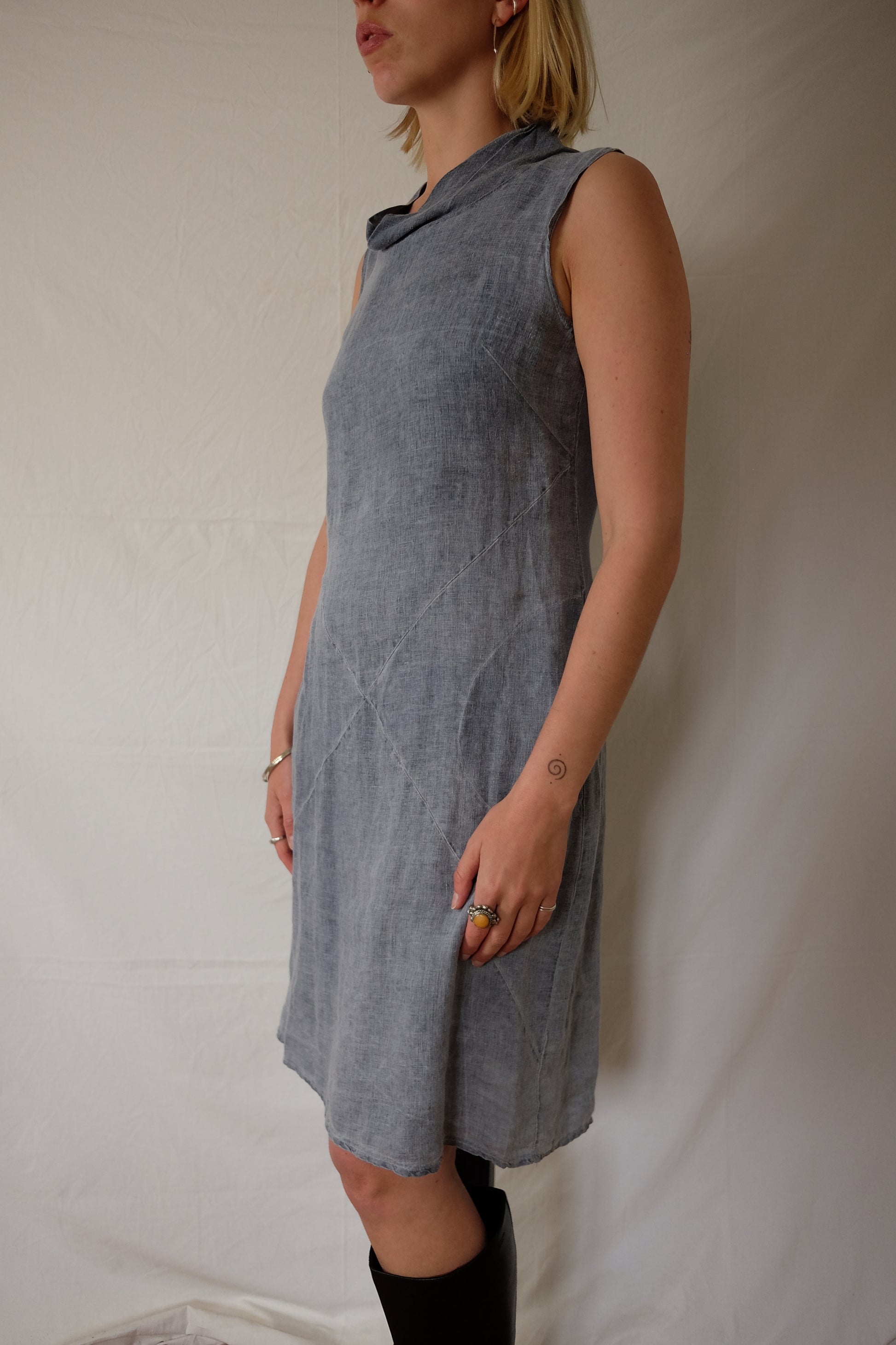 blue linen dress