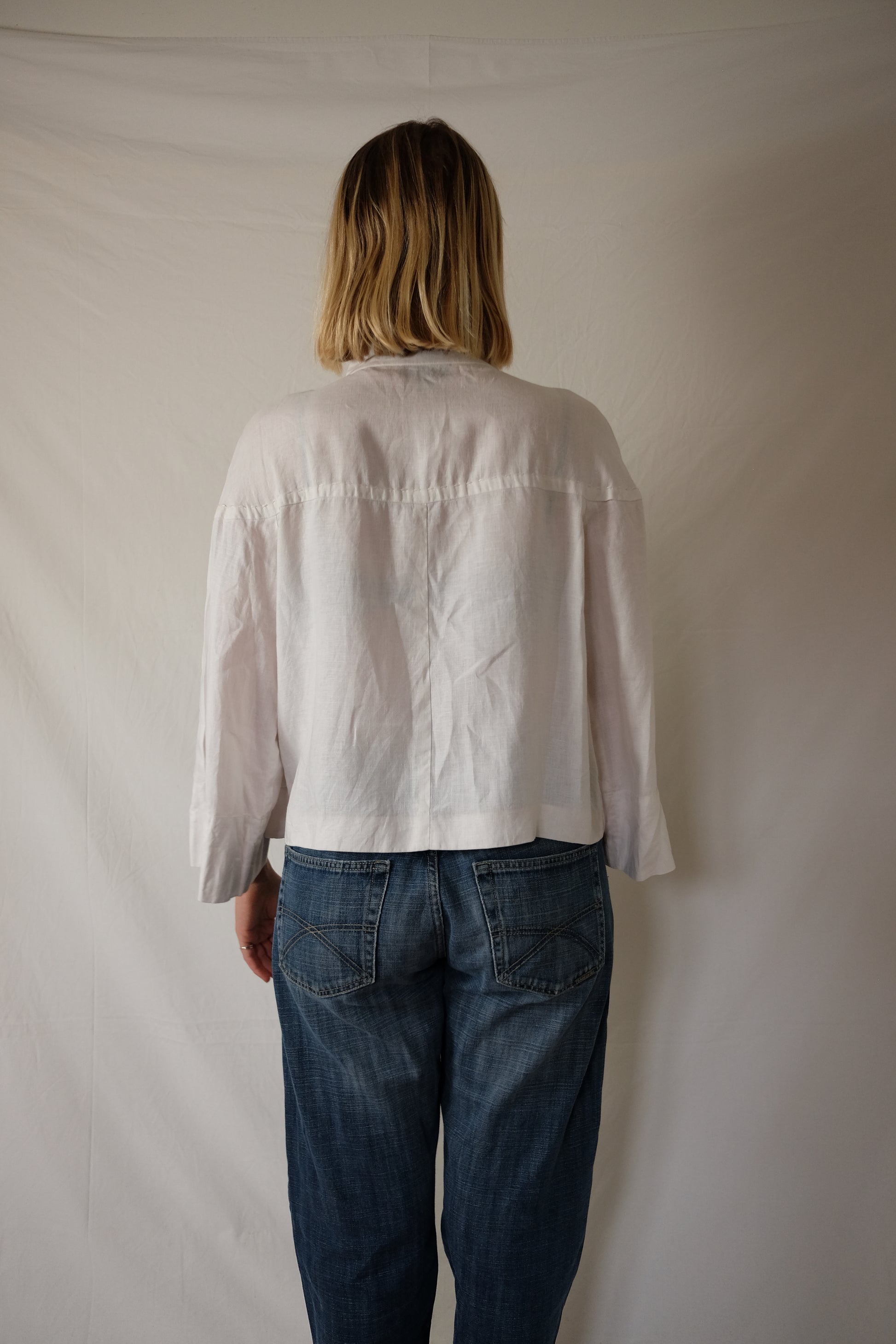 white linen Episode blouse